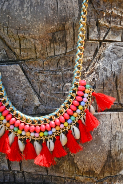 Good Vibes Necklace, Coral