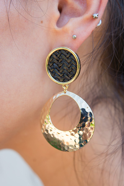 Touch of Straw Earring, Black