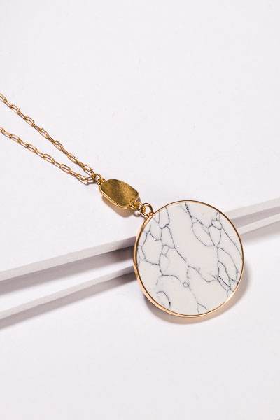 Circle Pendant Necklace, White