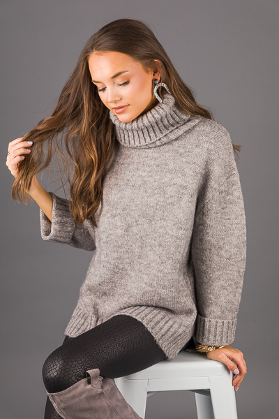 Chunky Cowl Sweater, H Grey