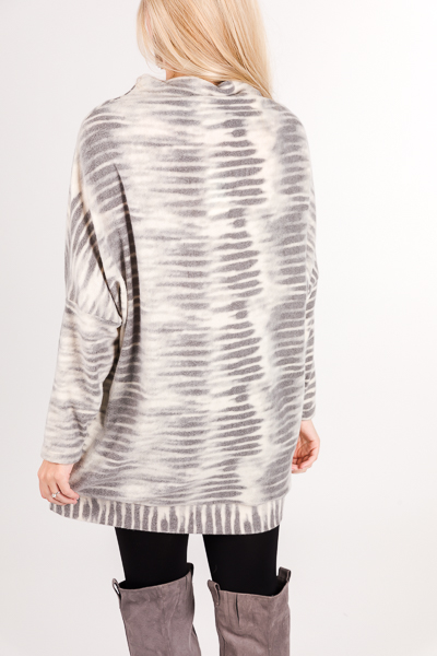 Faded Lines Oversize Pullover