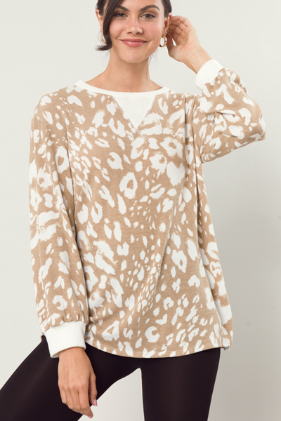 Lazy Leopard Pullover, Camel