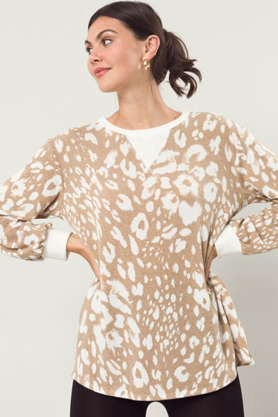 Lazy Leopard Pullover, Camel