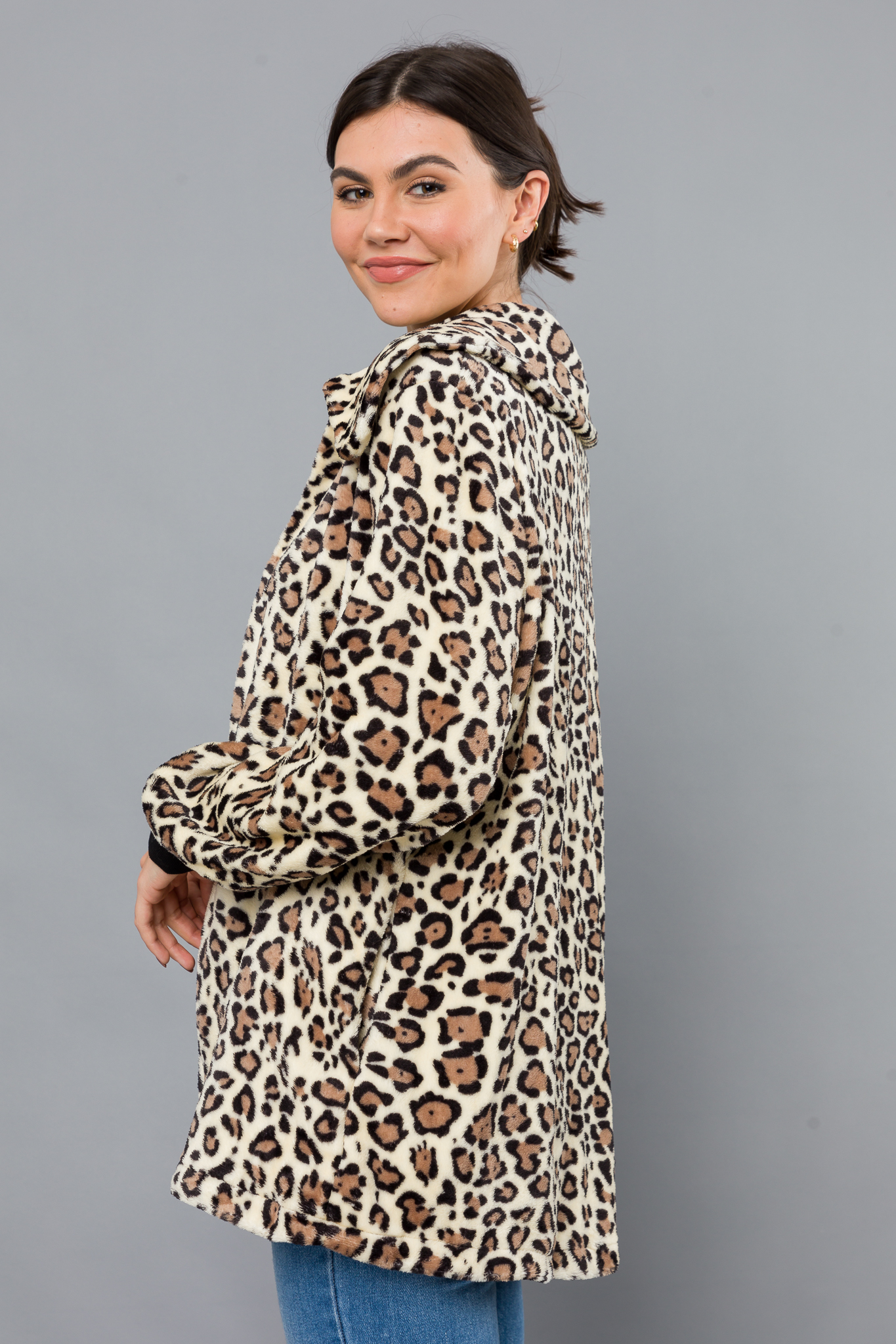 Fuzzy Cheetah Casual Topper