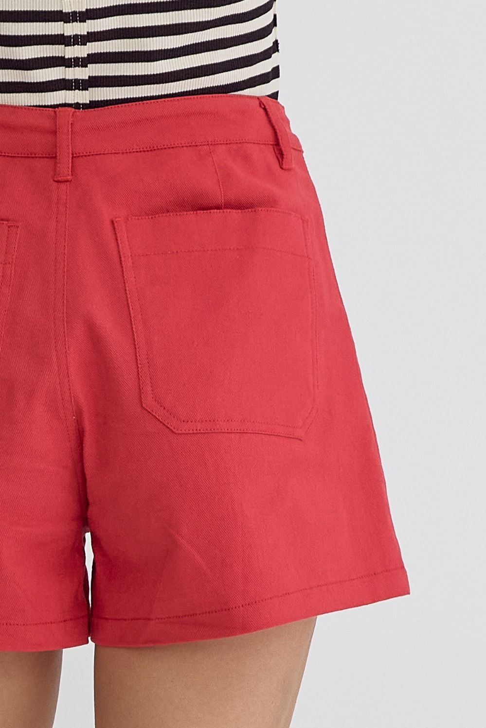 Twill Pocket Shorts, Red - entro_fashion_bottom_p23787_040224_0011.jpg