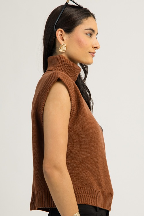 Lenny Sweater Vest, Camel - originals-810.jpg