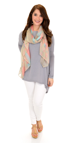 Cozy Folks Tee, Silver Gray