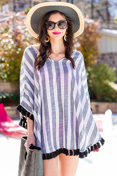 Brandi Tassel Poncho, Black
