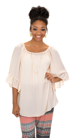 Emma Tunic, Nude