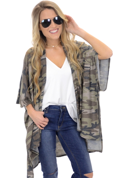 Casey Camo Cardi