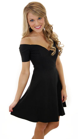 Sweetheart Neck Dress